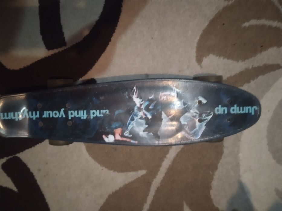Продам пениборд срочно