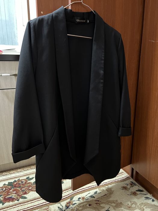 Женские жакеты и пиджаки