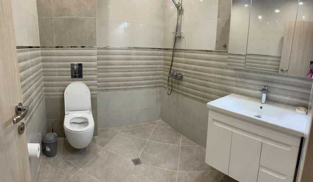 Дава се под наем Тристаен апартамент в София, Младост 2 - 100 кв.м за 1500 € - Снимка #4