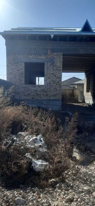 Hovli sotiladi. Yangi hovli