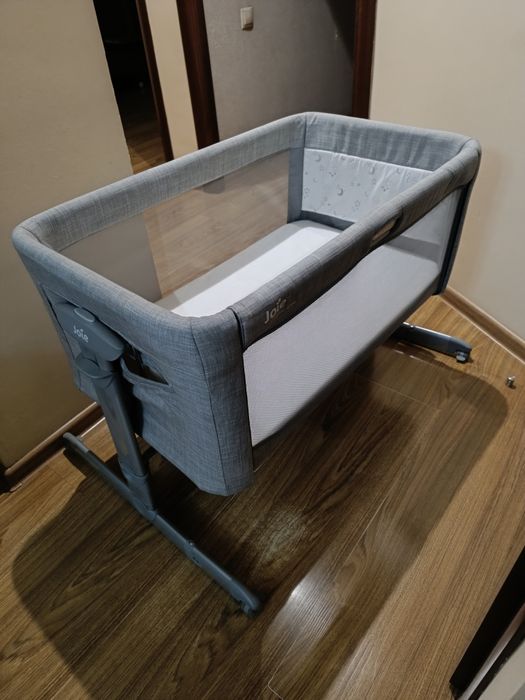 Продам манеж, в подарок шезлонг и коврик