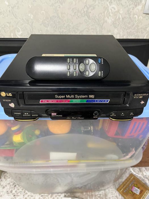 продам видео приставку LG