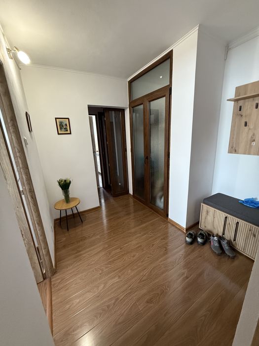 Apartament 2 camere de închiriat