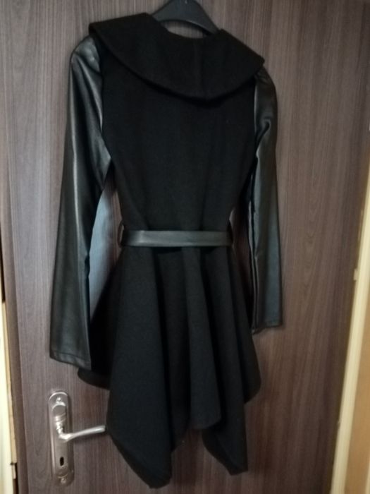 trenci zara s 100 lei/buc