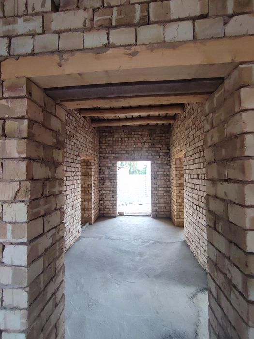 5 хонали уй сотилади!