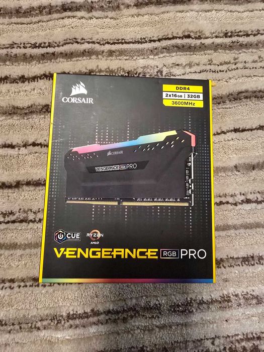 Memorii ram Corsair Vengeance PRO RGB DDR4 32gb (2x16gb) 3600MHZ CL18