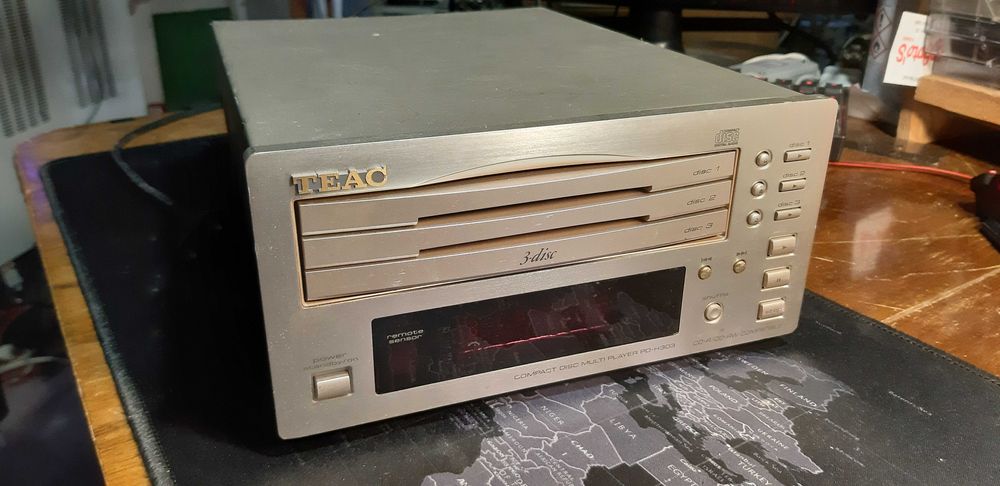 Cd Player- TEAC H303