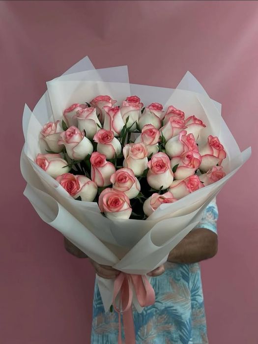 Цветы букеты розы