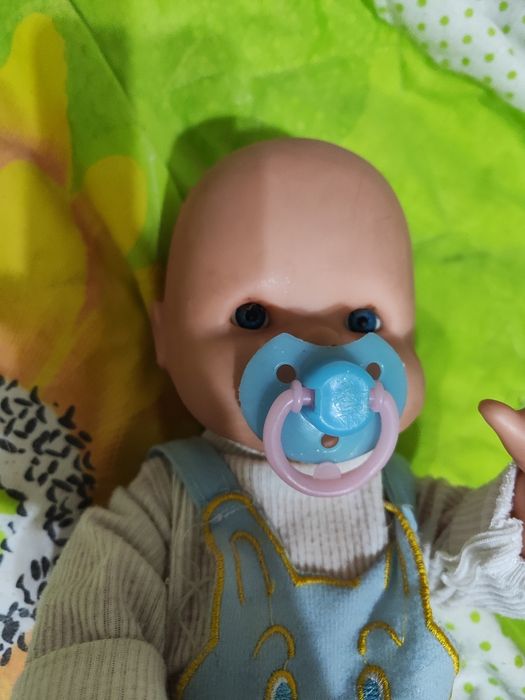 Кукла бэйби Борн