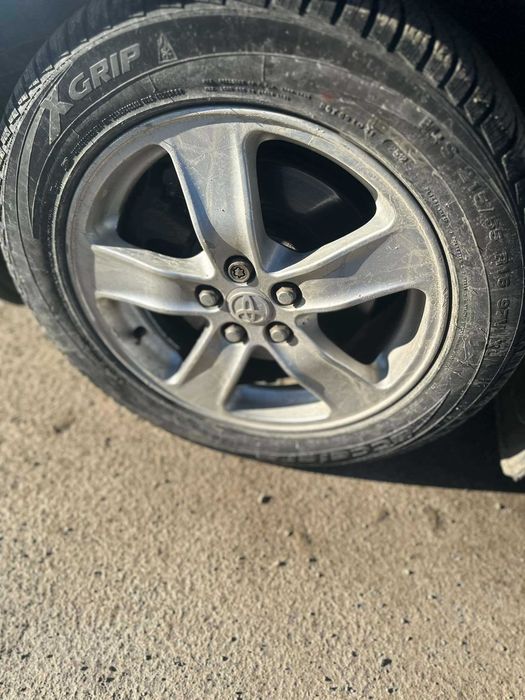 На Части Toyota Avensis 2.0 vvt-i 147 к.с ръчна 2005г