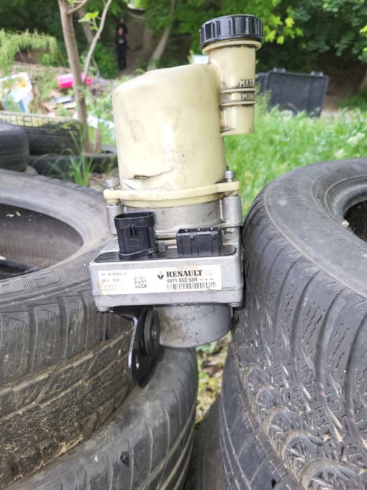 Хидравлична помпа за Дачия