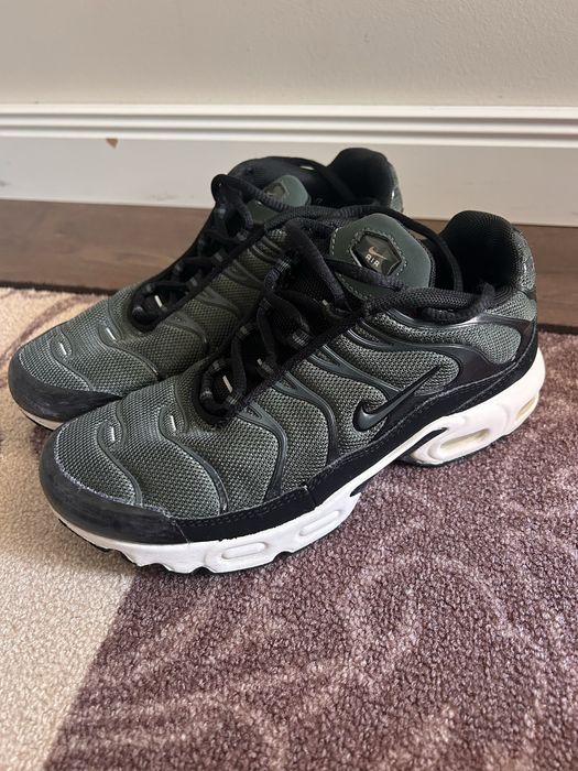 Nike маратонки Air в зелено