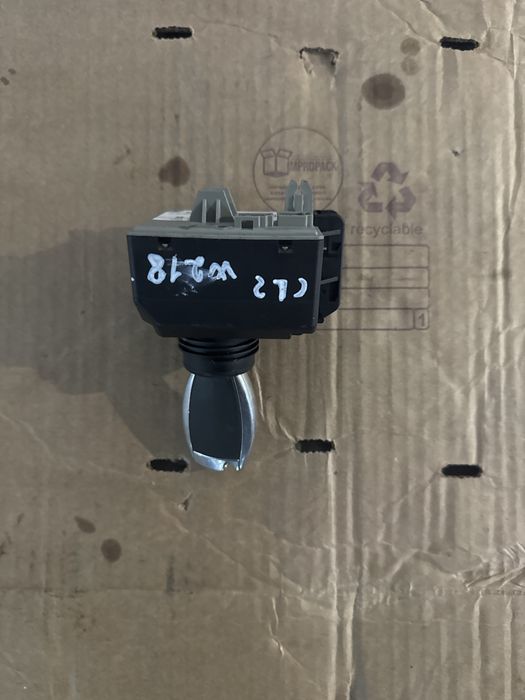 Contact/Cheie Mercedes Cls/E-Class W212/W218 Cod A2129055400