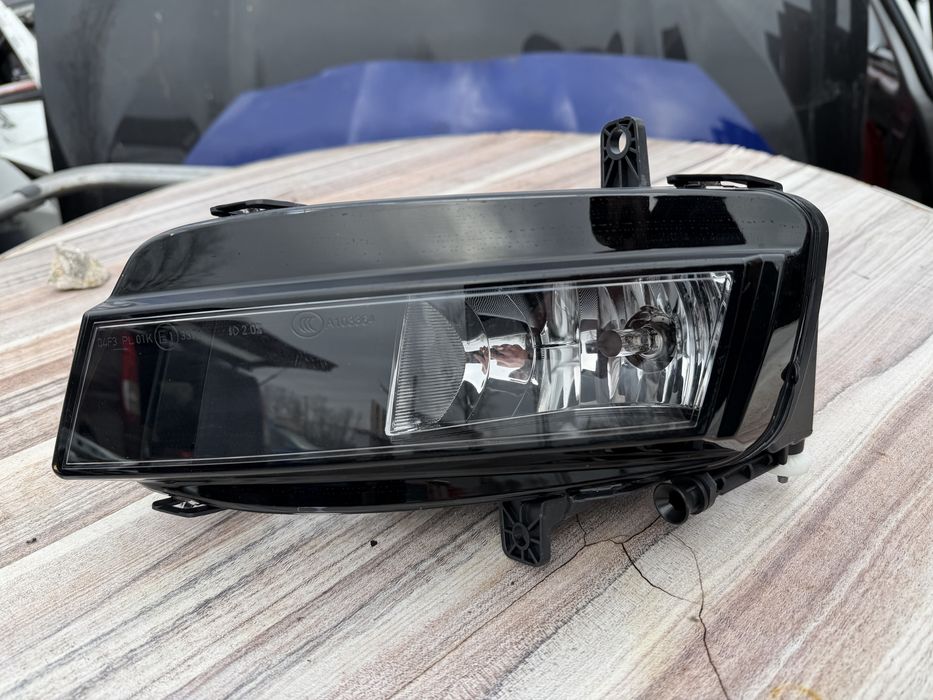 Халоген VW Golf 7