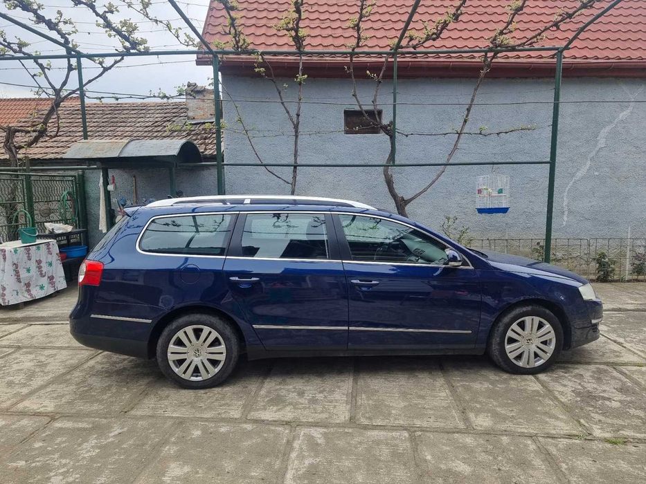 Vând Volkswagen Passat B6 4Motion, motor 2.0 TDI Common Rail CBAB