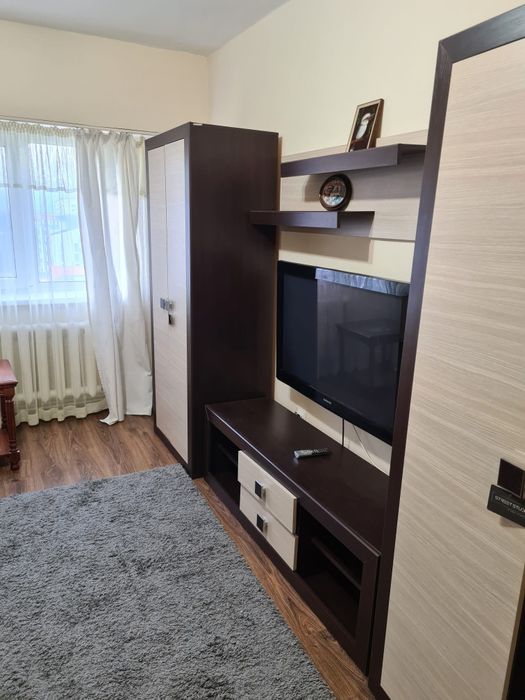 Inchiriez garsoniera centrala