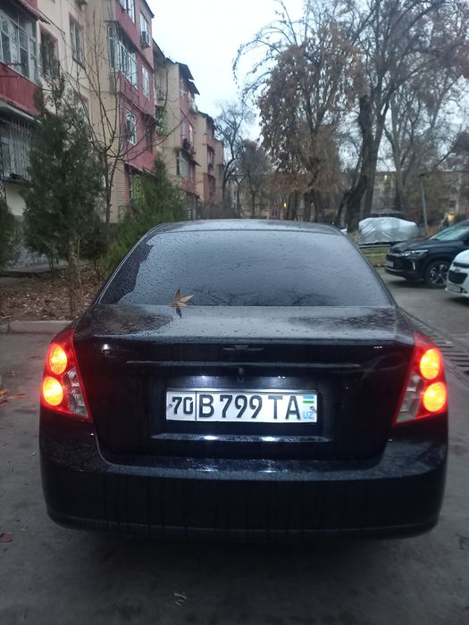 Chevrolet Jentra 2022 yil kraskasi yuq top toza