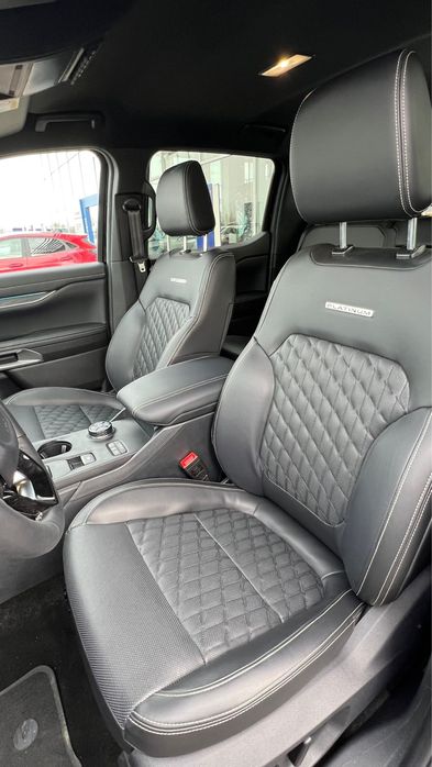 Ford ranger NOU platinum full V6