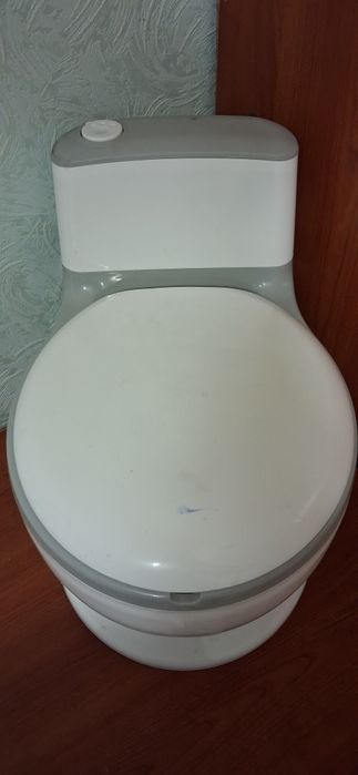Продам горшок детский новый.