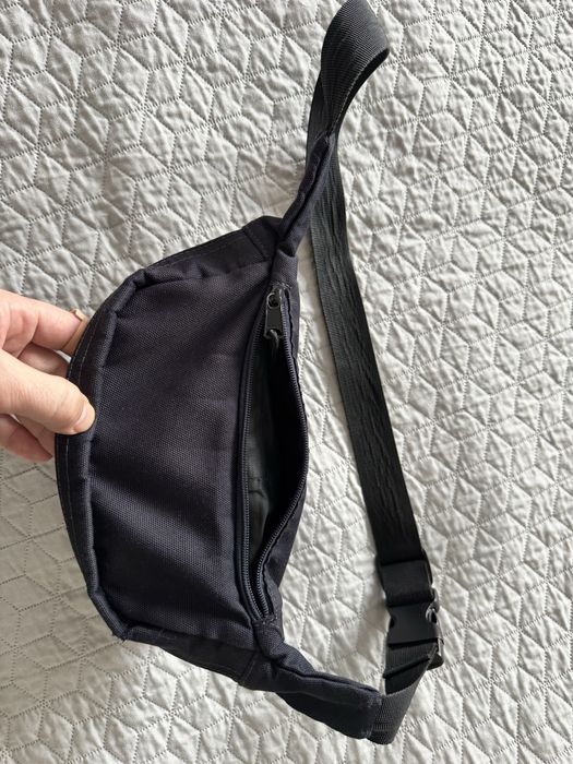 Тъмносиня мъжка чанта Napapijri