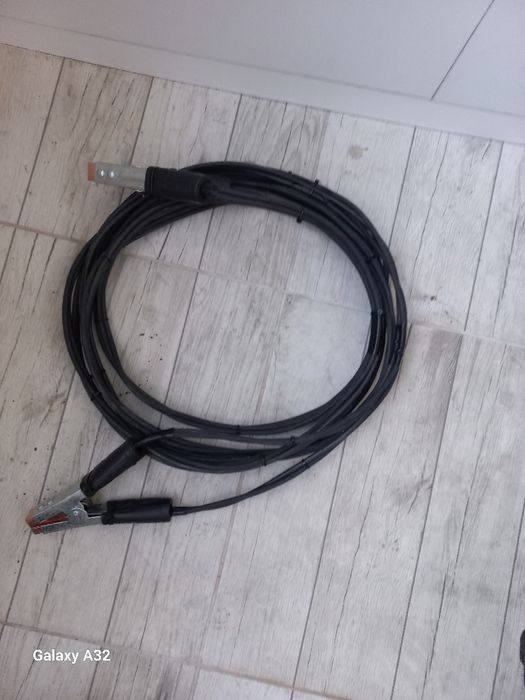 Кабели за подаване на ток 5м.