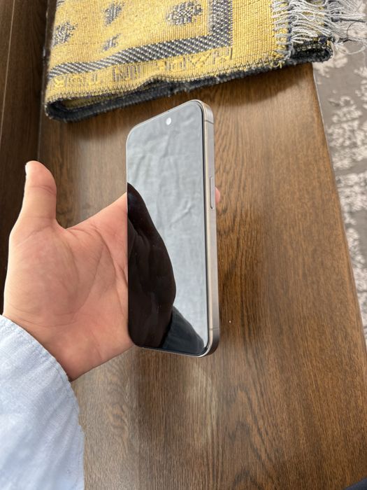 iPhone 15 pro 256gb