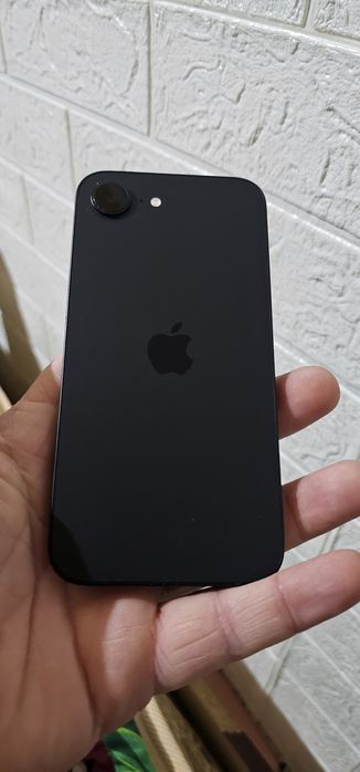 iPhone 16 и iPad air 2024