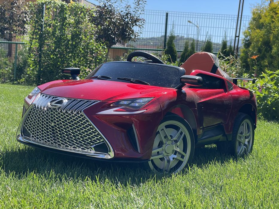 Электрическая детская машинка