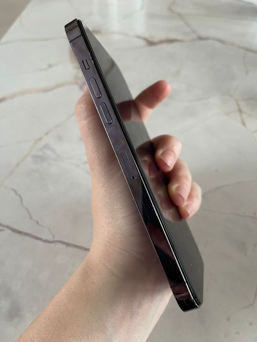 Продам Айфон 14 про Макс  190000