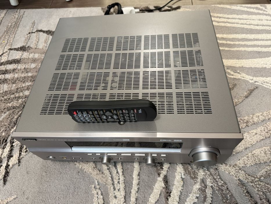 Yamaha RX-V557 Като нов