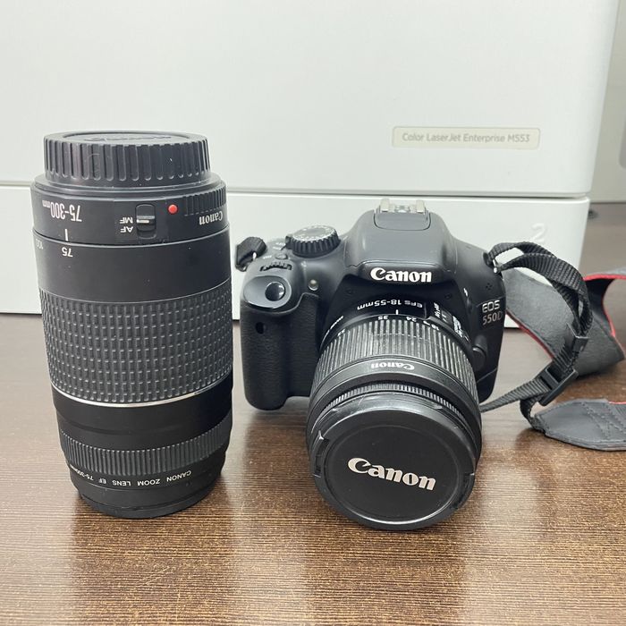 Фотоаппарат Canon eps 550D