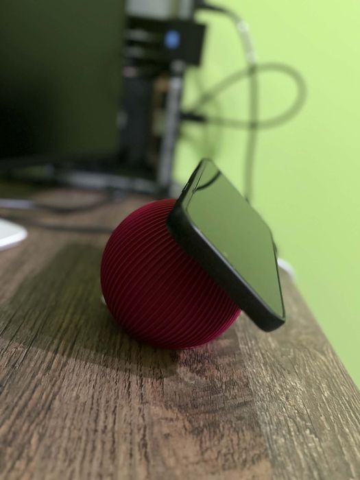 Зарядна станция за Iphone