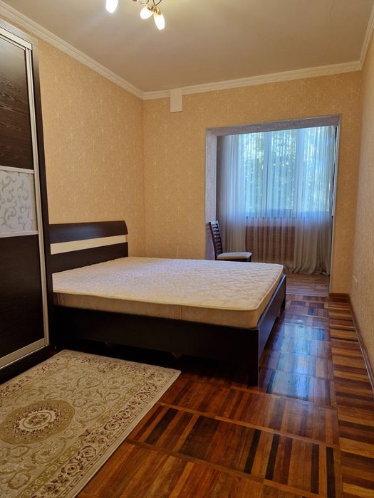 Сдается в долгосрочную аренду 4-х (5) комнатная квартира на ц-1, 3этаж