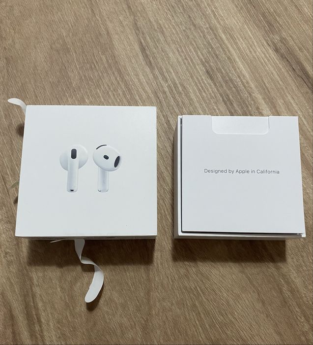 Vand AirPods 4 noi