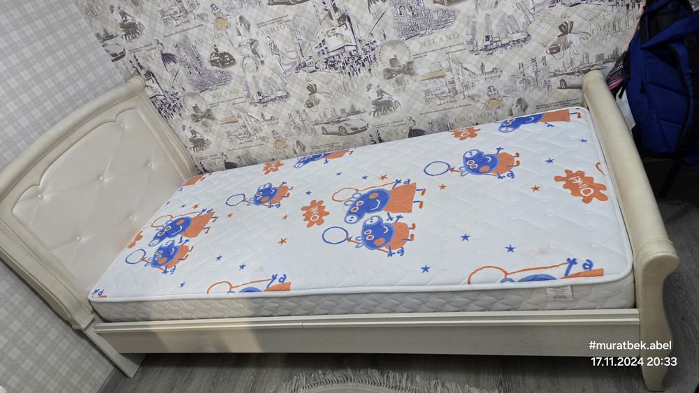 Спальный гарнитур детский.