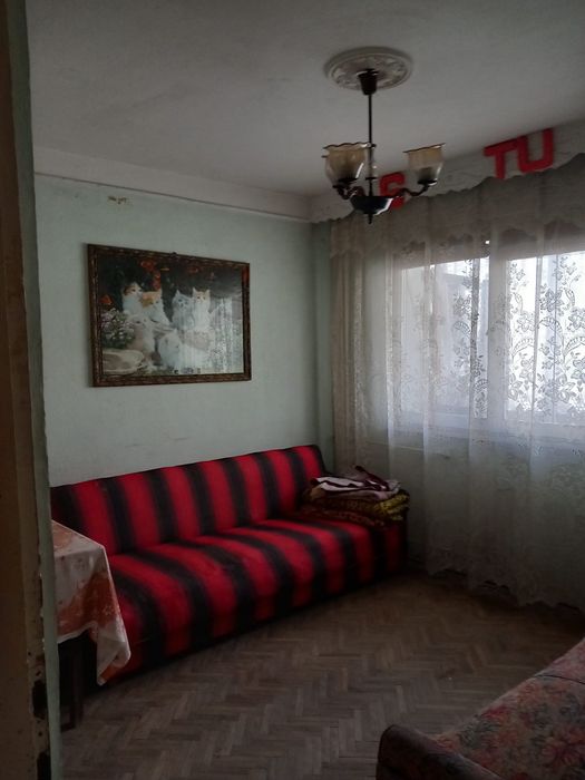 Vând apartament cu 2 camere Situat în orașul Vulcan ,jud.Hunedoara.