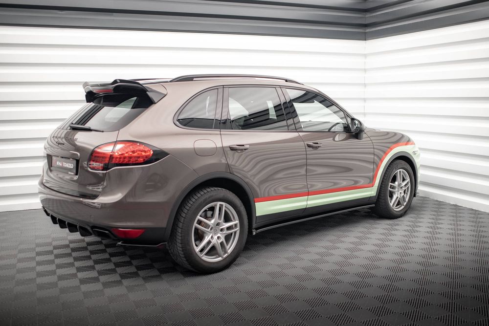 Добавки за прагове Maxton design за Porsche Cayenne Mk2 (2010-2014)