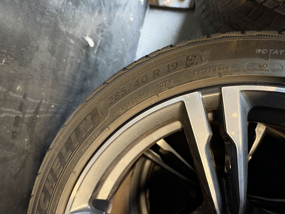Roti complete iarna BMW M8
