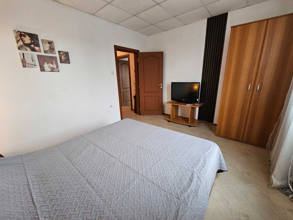 Продава се Тристаен апартамент в к.к. Слънчев бряг - 77 кв.м за 587 €/кв.м - Снимка #3