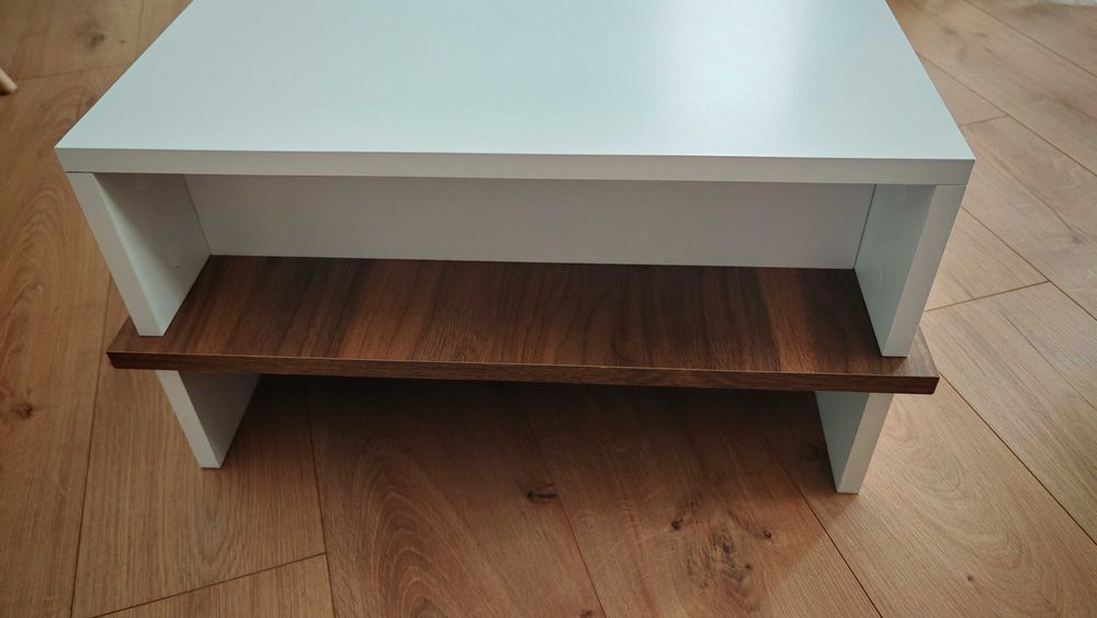 Холна маса - бяло с орех