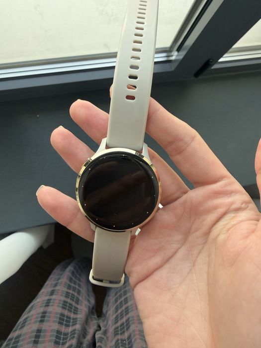 часы Garmin новые