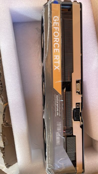 Видеокарта zotac gaming GeForce RTX 5090 solid OC новая