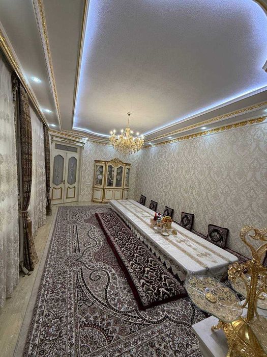 5 sotix, 11 xona, Yangi hayot metro, elitniy mahalla