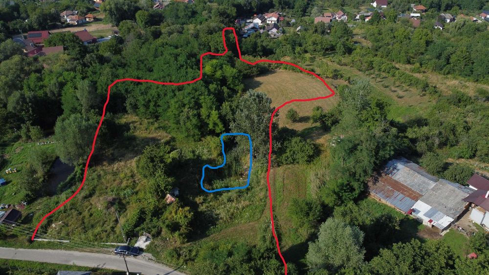 Teren intravilan 3000–9000 mp cu iaz, curent, apă – Vâlcea