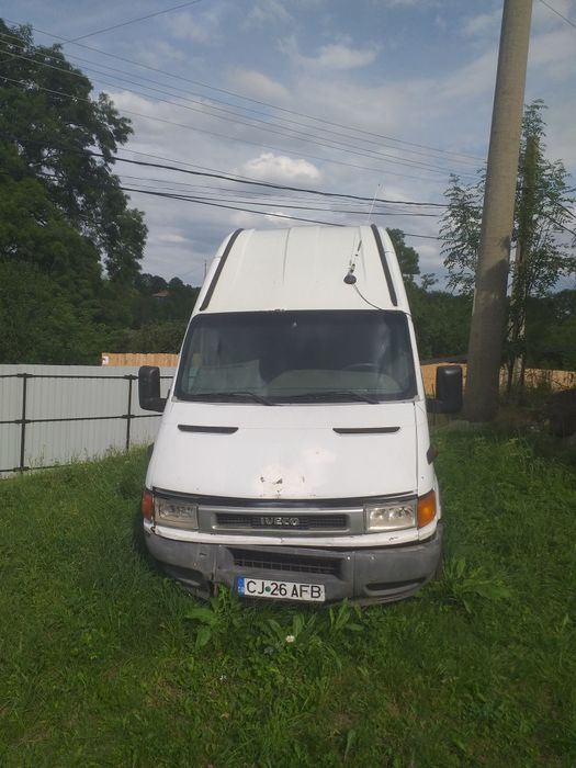 Vând iveco daily