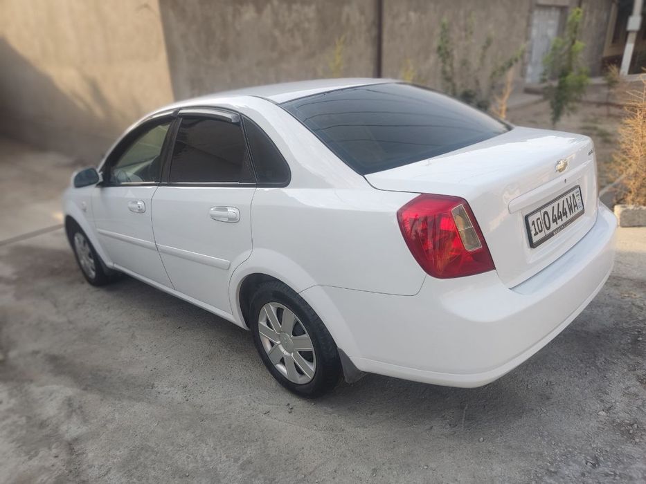 Lasetti 2009 aftamat