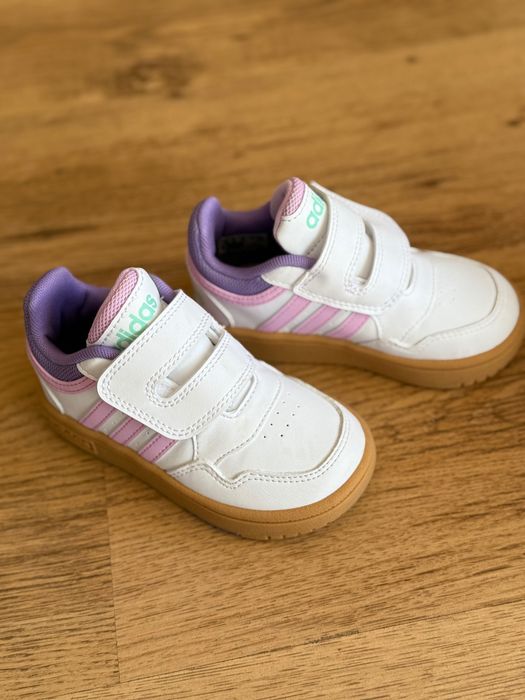 Детски adidas обувки 24 номер