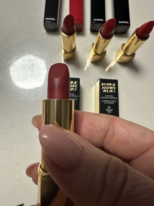 Оригинални червила CHANEL.