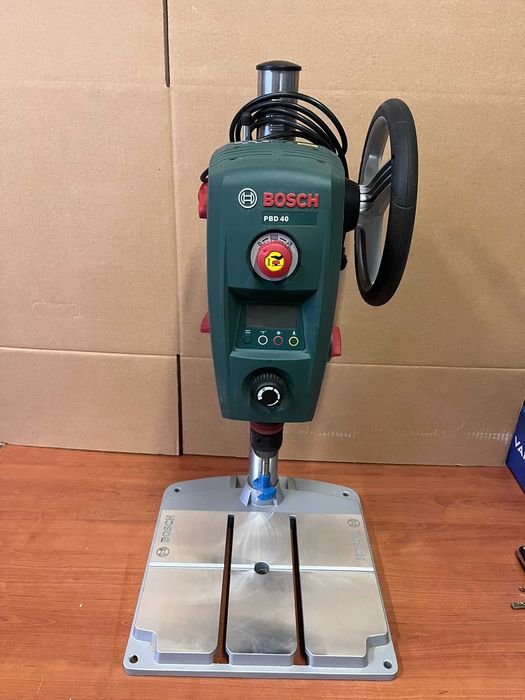 Mașină de găurit cu coloană Bosch PBD 40 – Stare impecabilă