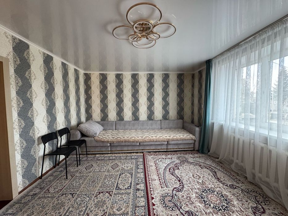 продам благоустр 2 ком квартиру в п Петерфельд